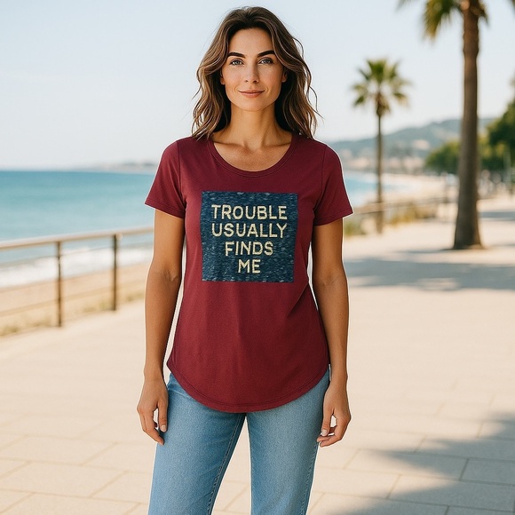 EUC Harry Potter Women’s XS Short Sleeved T-Shirt Maroon - Picture 1 of 5